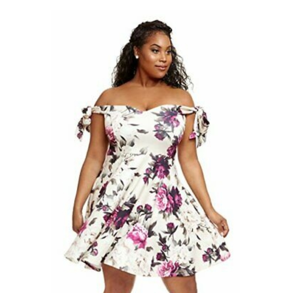 Fashion To Figure Eliana Off Sho